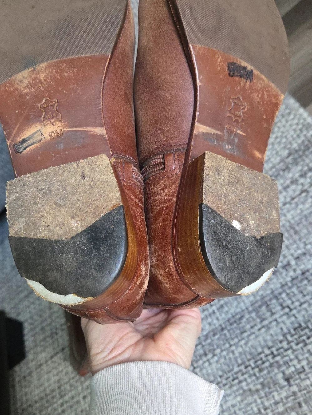 Tory Burch Kiernan Brown Tumbled Leather Riding Boots Size 10